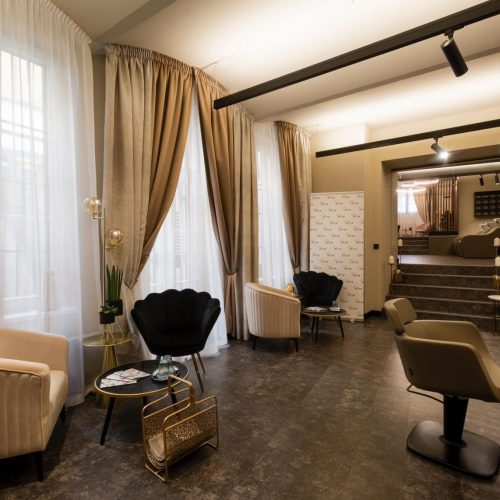 4b22adea-a9e0-46bb-b852-7b9c7b3d06c5-min